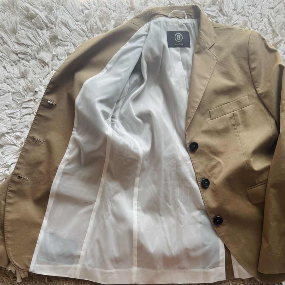 Bogner Taupe-Tan Blazer Size 8 - Picture 6 of 10